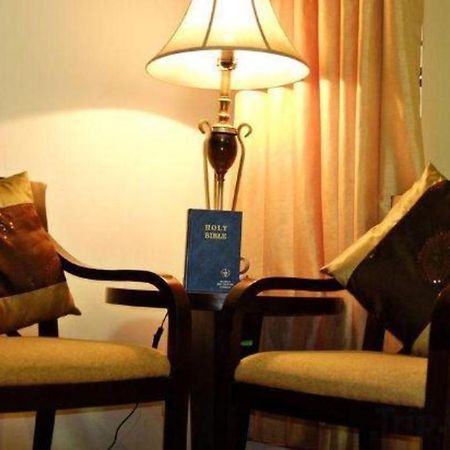 D' Leonor Hotel Davao Bagian luar foto
