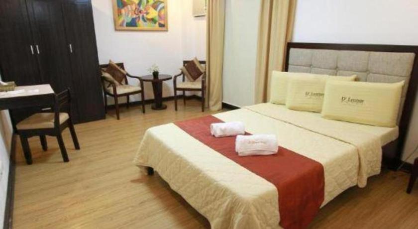 D' Leonor Hotel Davao Bagian luar foto